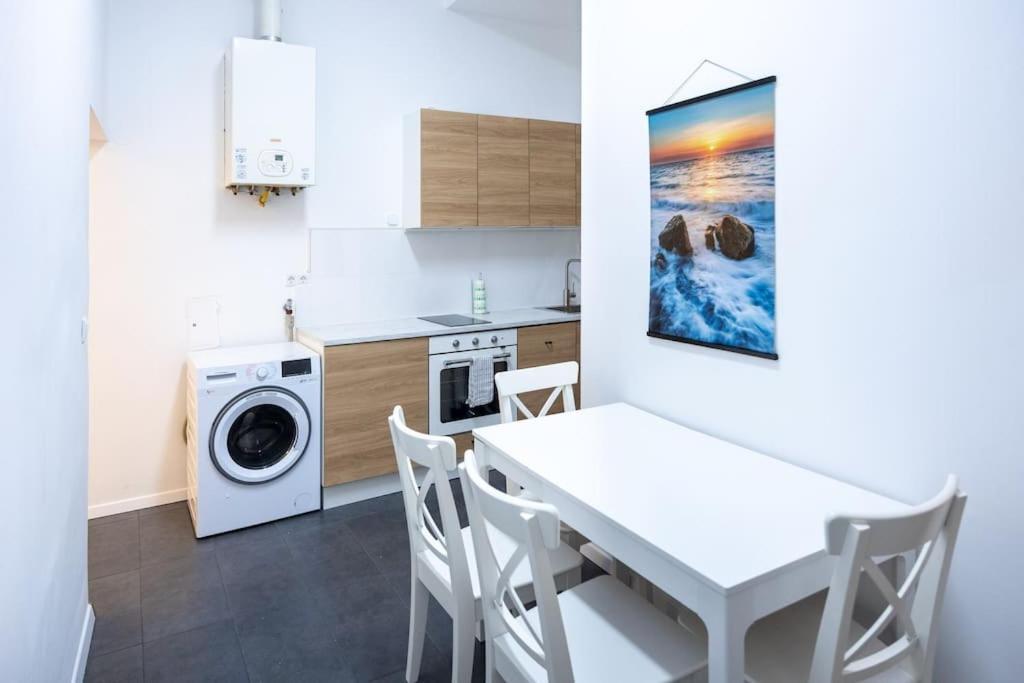 Second District Charming Flat Appartamento